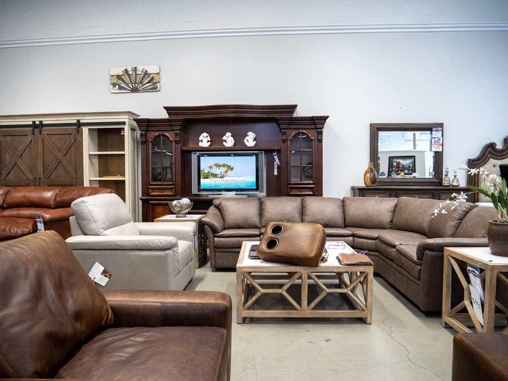 A Royal Suite Home Furnishing Specializes In Providing Luxury Furniture And Home Décor